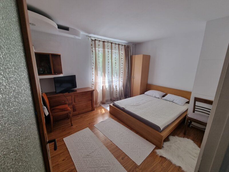 Baba Novac intersectie Tuculescu, 10 minute metrou Dristor,